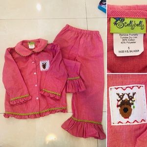 Stellybelly girls 5 Christmas smocked pajama set